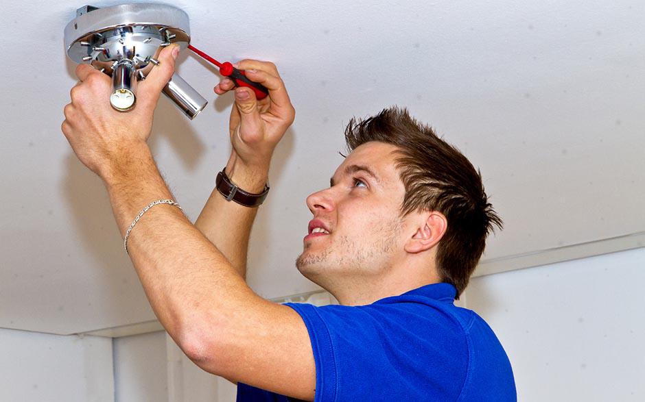recherche travail électricien bâtiment Nanterre